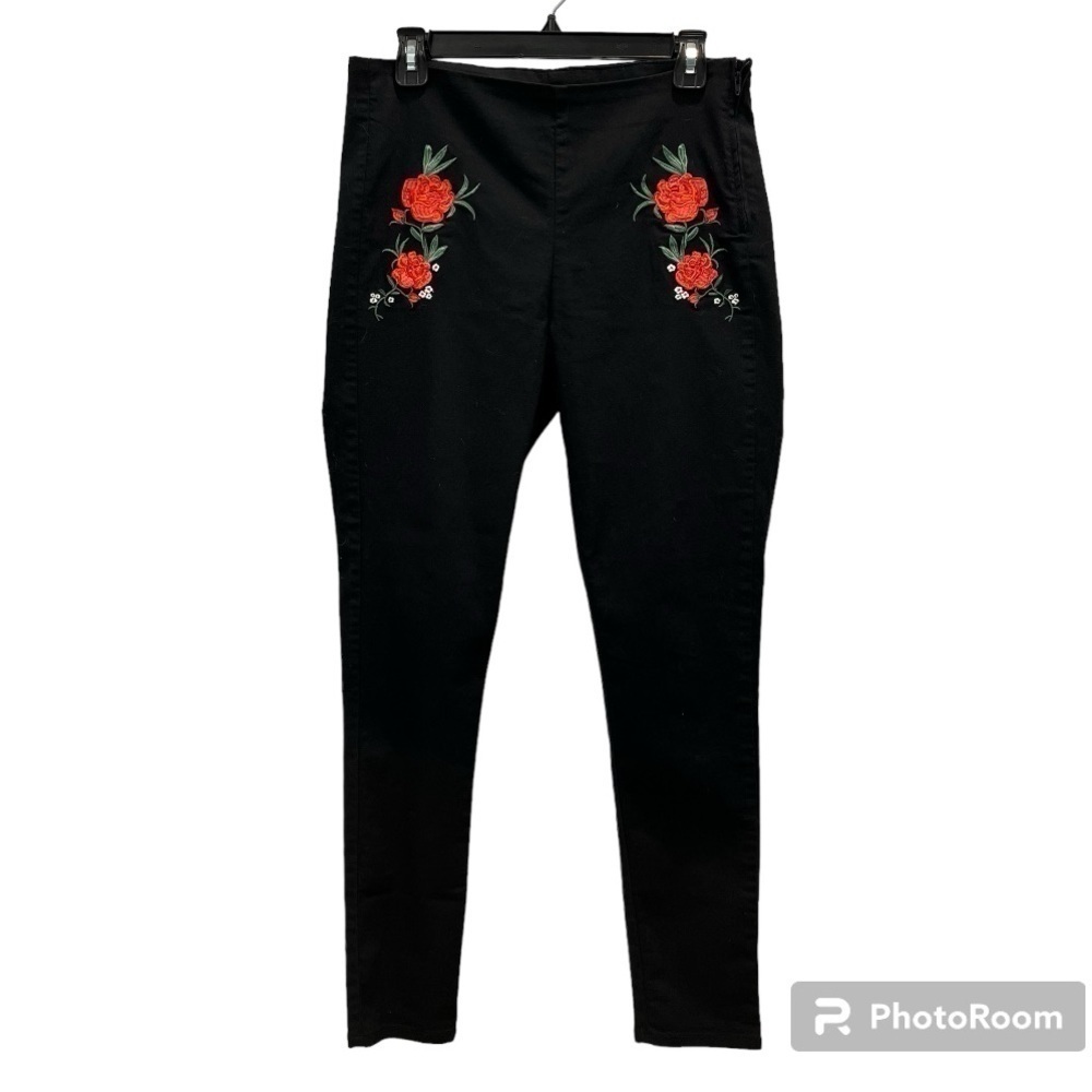 Black high rise skinny pants with red roses size 12